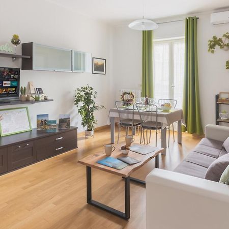 2-Bedroom Apartment In Alba With Free Parking And Air Conditioning Exterior photo